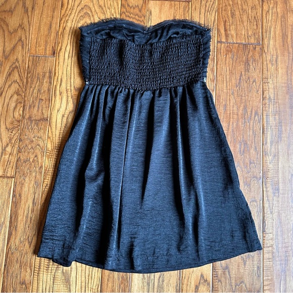 Mustard Seed Black Satin Strapless Mini Dress with Sequins Size Small - Picture 4 of 5